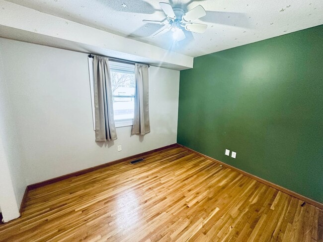 Building Photo - Gorgeous Single Family Home w/ Sundeck and Large Yard!