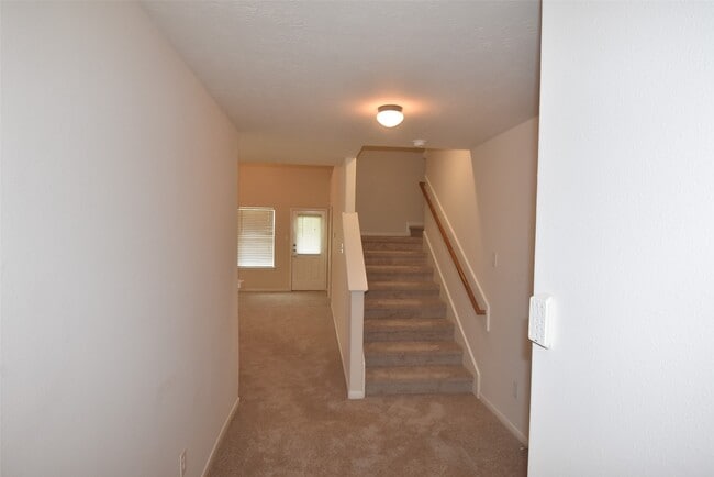 Building Photo - 1035 Junction Ct
