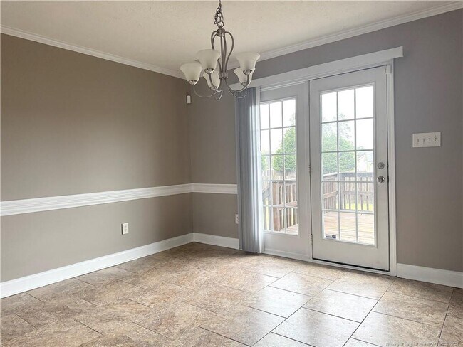 Building Photo - 120 Clearbrook Pl