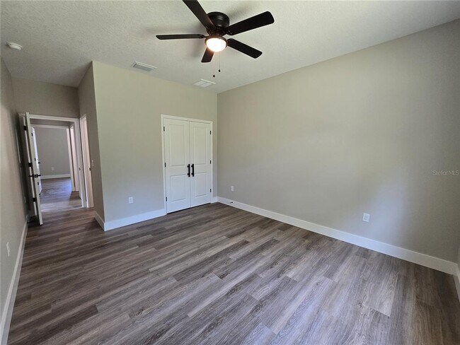 Building Photo - 7437 Mead Dr