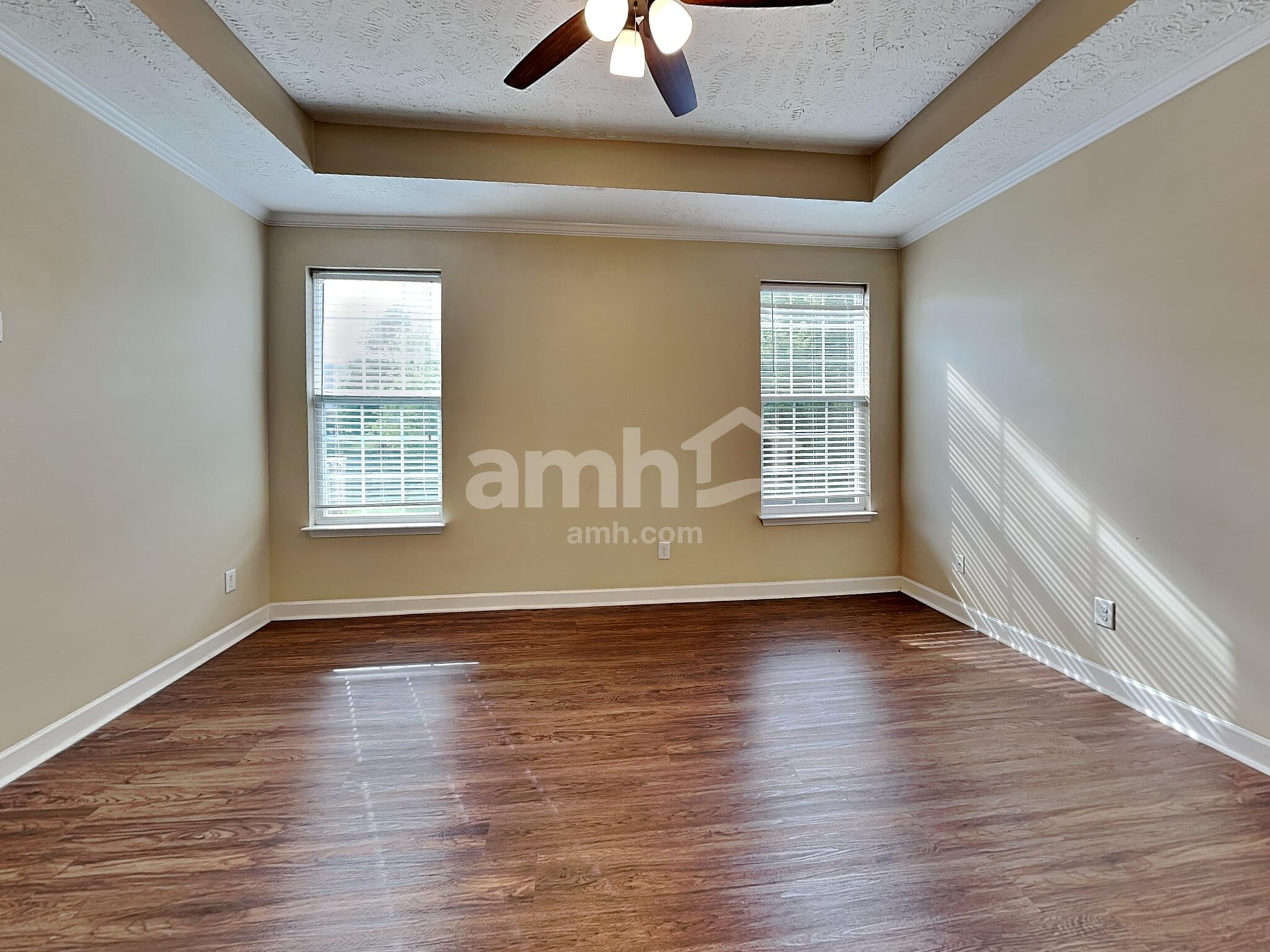 Building Photo - 1205 Sundown Ct