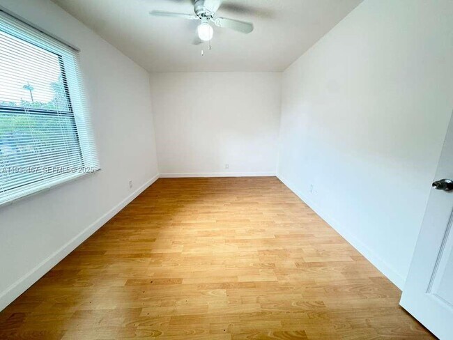 Building Photo - 31 Crossings Cir