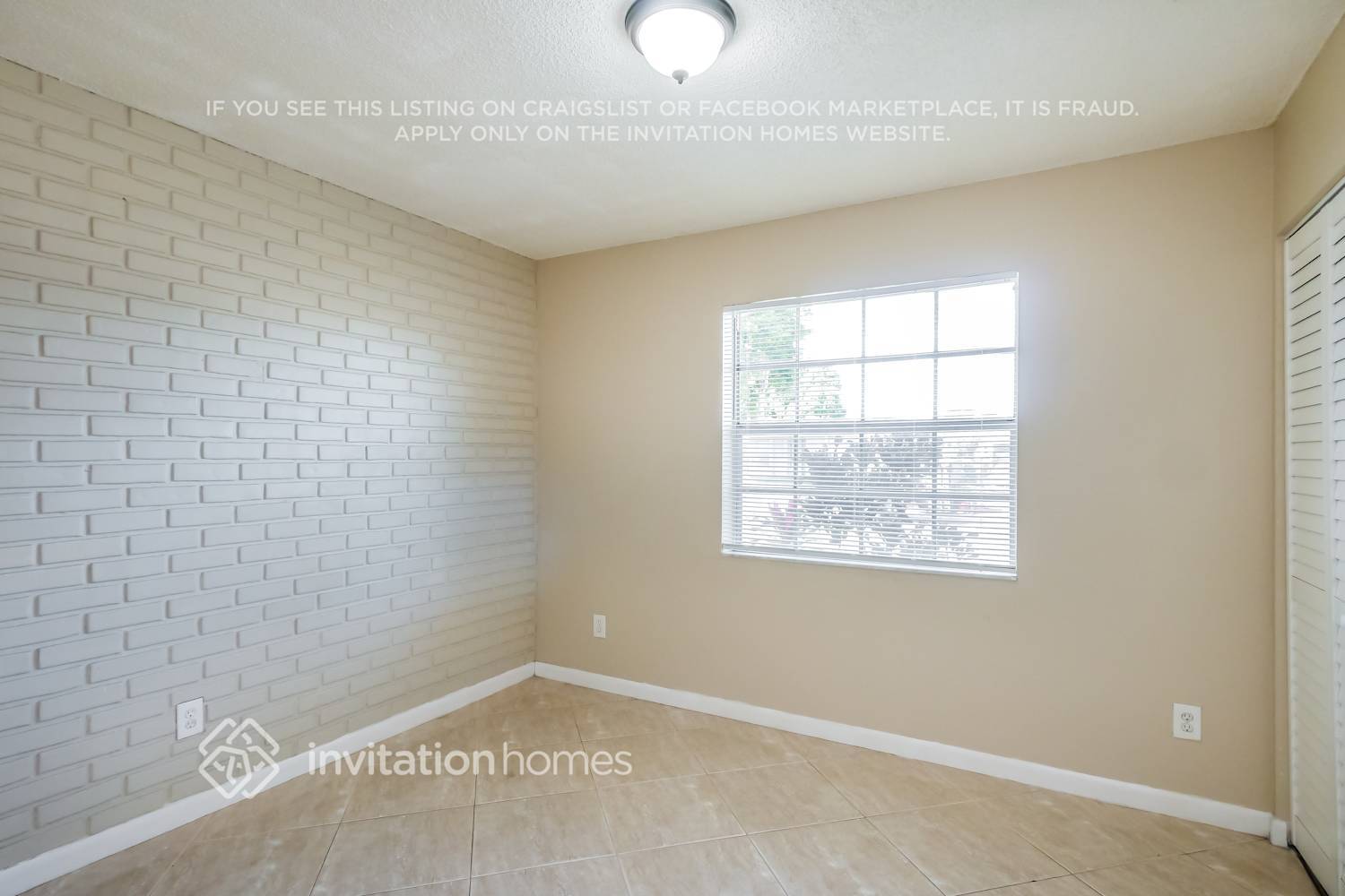 Building Photo - 7750 NW 45th Ct