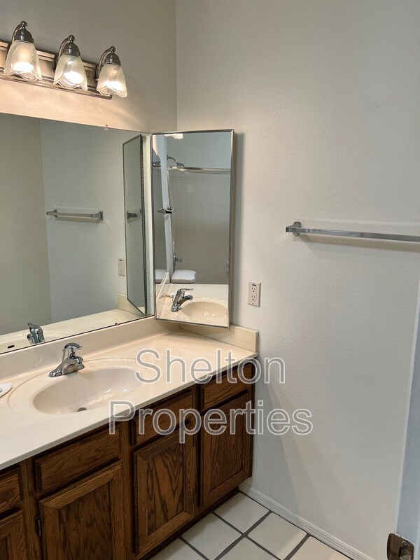 Building Photo - 18942 N 96th Ln