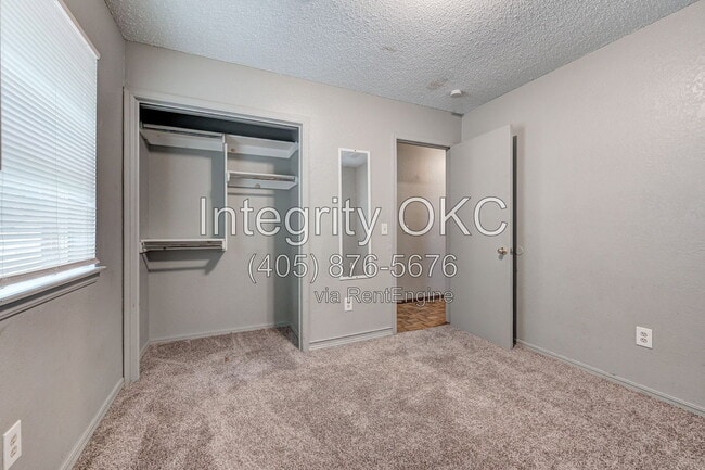 Building Photo - 5233 Coble St