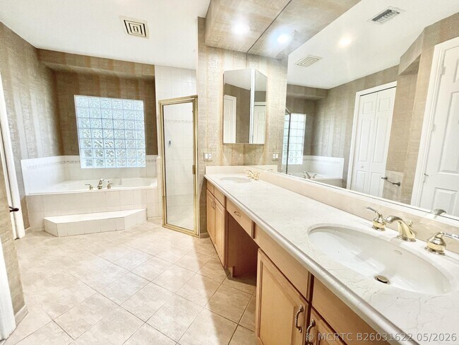 Building Photo - 21232 Rock Ridge Dr