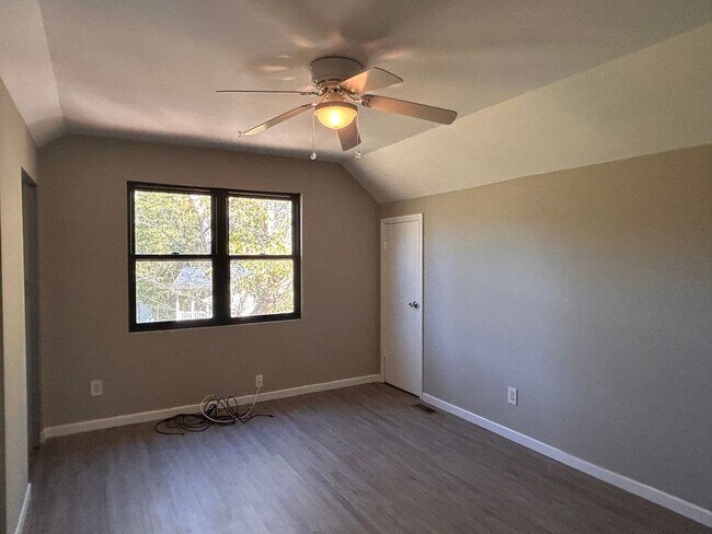 Building Photo - 3869 Boulder Creek Rd