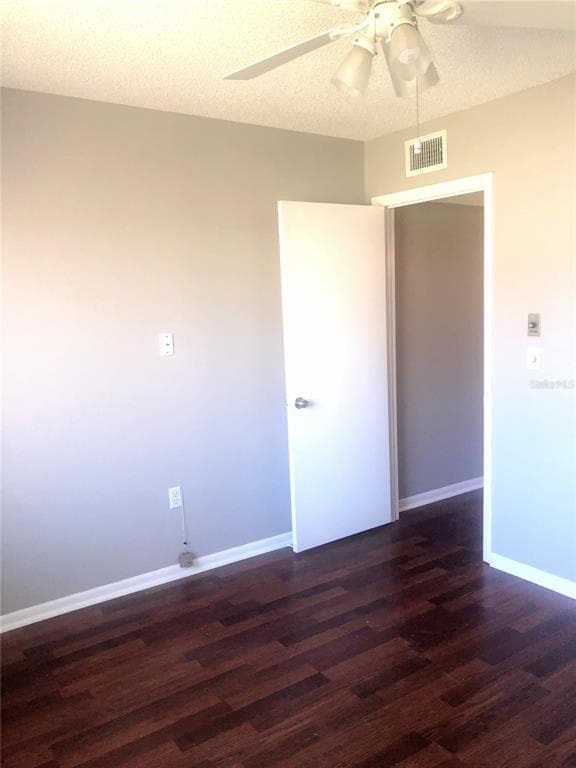 Building Photo - 5942 Peregrine Ave