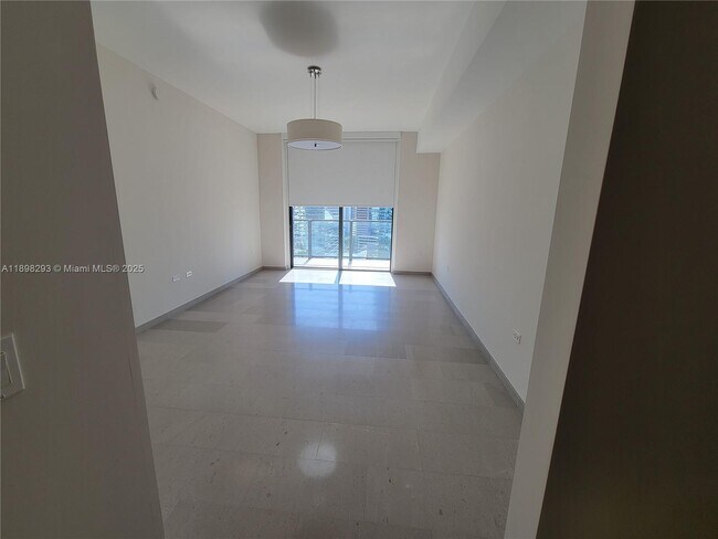 Building Photo - 88 SW 7th St