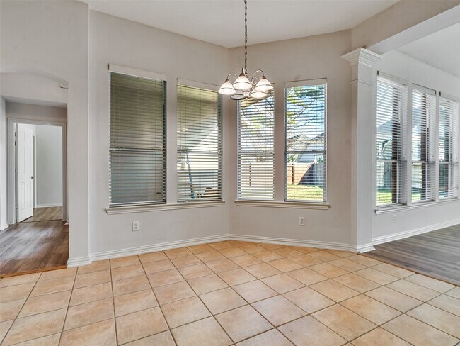 Building Photo - 14518 Logan Falls Ln