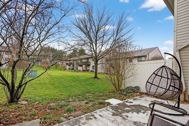 Building Photo - 8 Knightsbridge