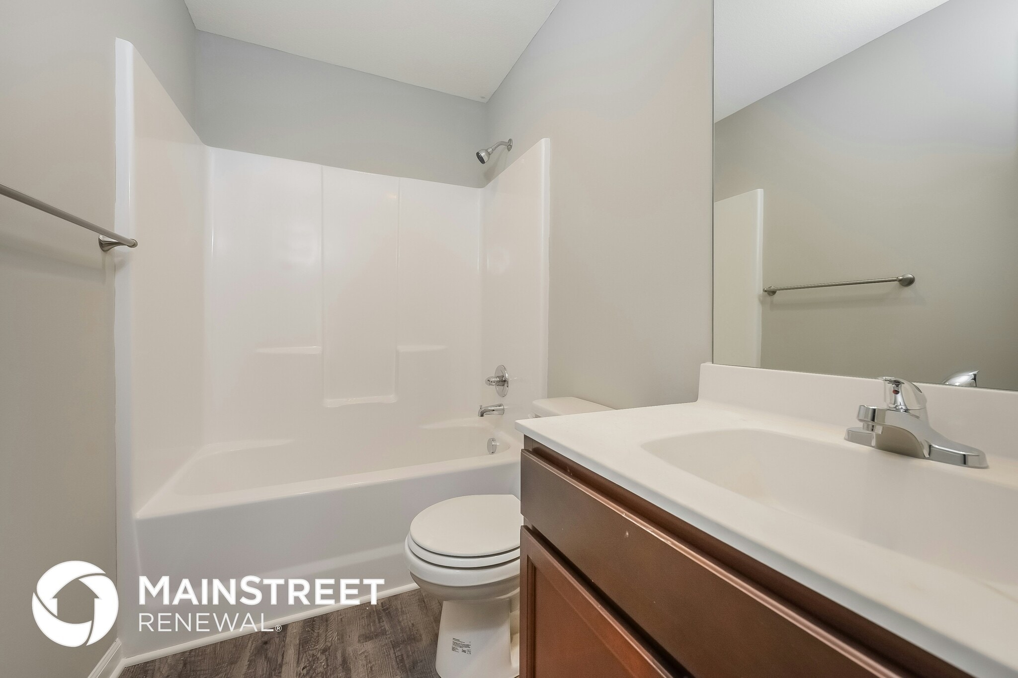 Building Photo - 100 Samantha St