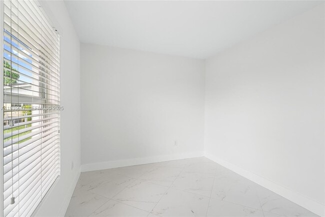 Building Photo - 13611 SW 77th St