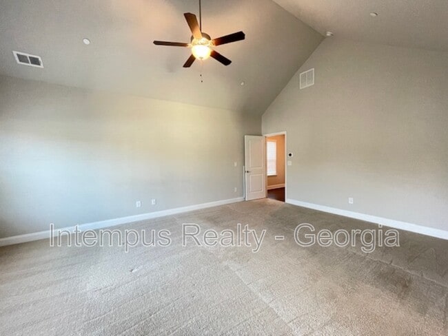 Building Photo - 970 Shelnutt Dr