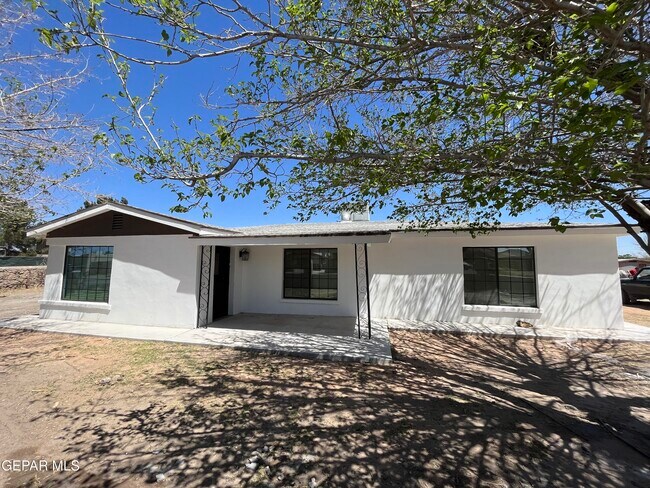 Primary Photo - 10221 Socorro Rd