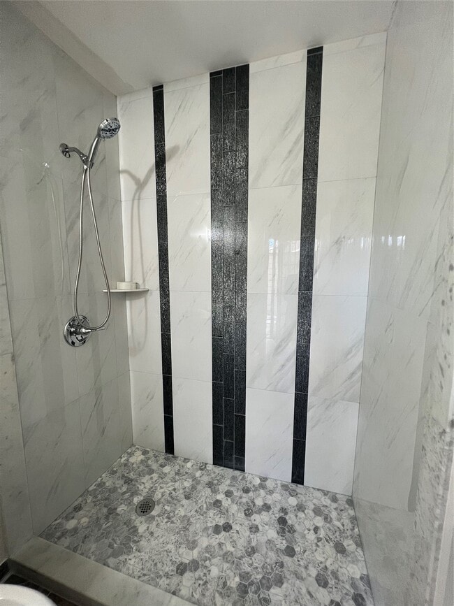 Building Photo - 12550 Newbrook Dr