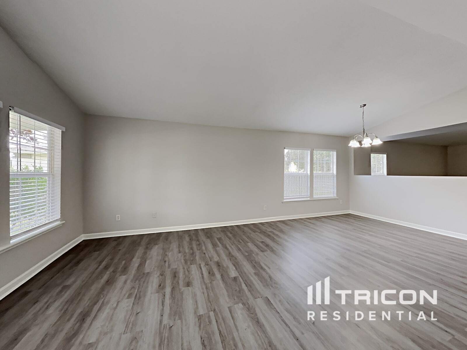 Building Photo - 12264 Deersong Dr