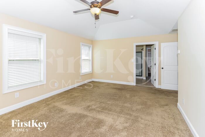 Building Photo - 107 Village Park Dr