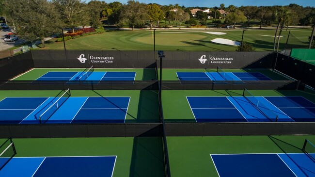 Building Photo - 7455 Glendevon Ln