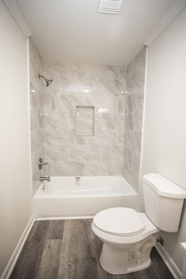 Building Photo - 408 Martin Luther King Jr Dr