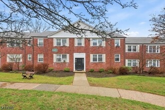 Building Photo - 343 Bloomfield Ave