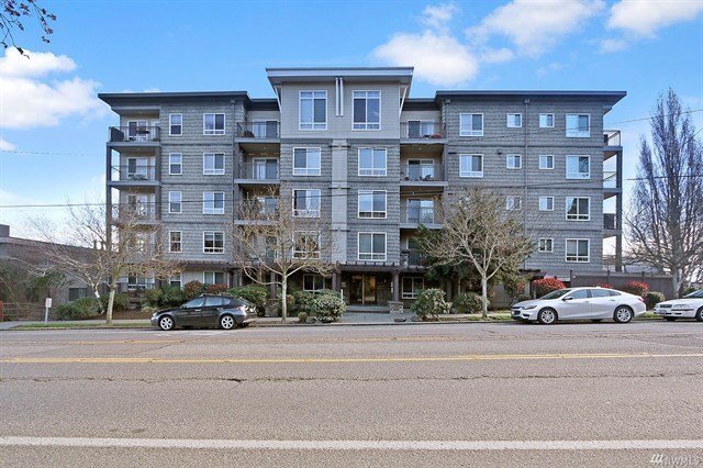 Primary Photo - 3015 SW Avalon Way