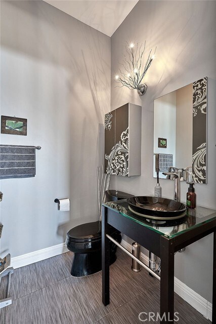 Building Photo - 30480 Sparkle Dr