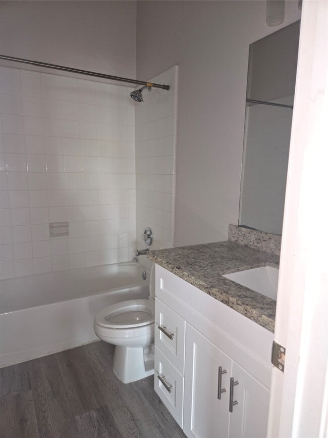 Building Photo - 14214 Silver Glade Ln