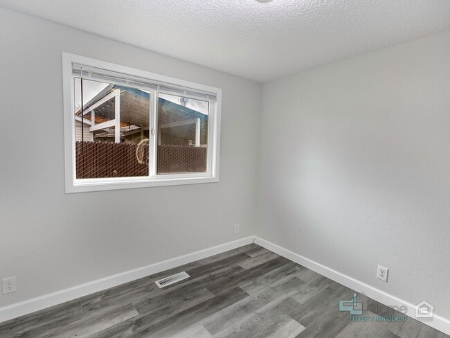 Building Photo - February Move-In Special: Charming 4-Bedroom Keizer Home Close to Everything
