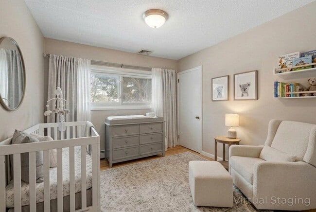 Building Photo - 101 Elmcrest Rd