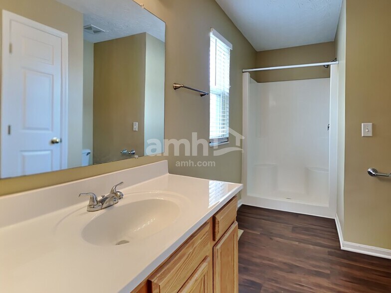 Building Photo - 8888 Woolstone Ct