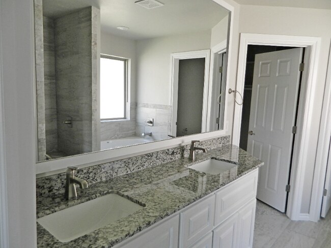 Building Photo - 5232 Lannister Ln
