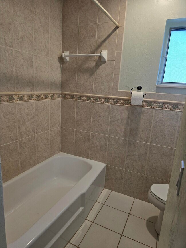 Building Photo - 2672 Rockcrest Ct