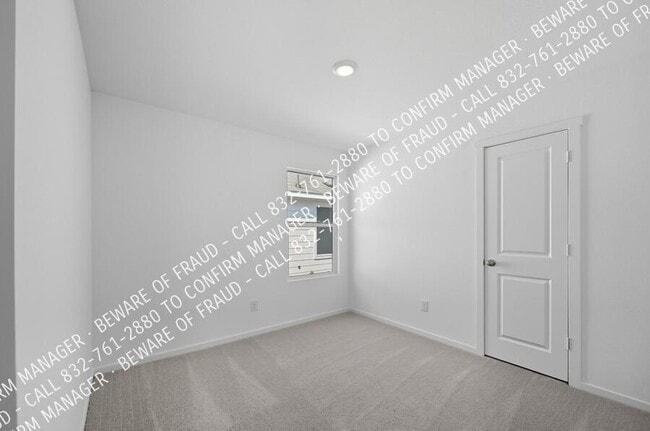 Building Photo - 416 Finch Cir