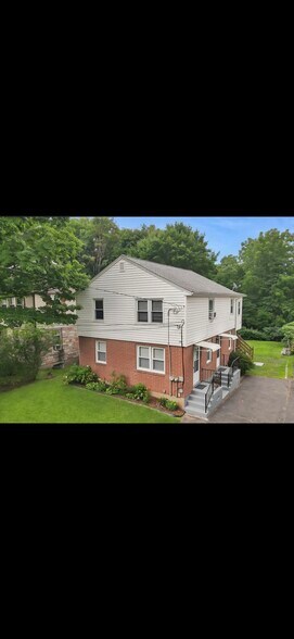 Building Photo - 299 Westfield Rd