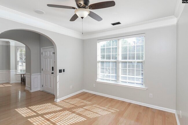 Building Photo - 101 Water Hickory Way