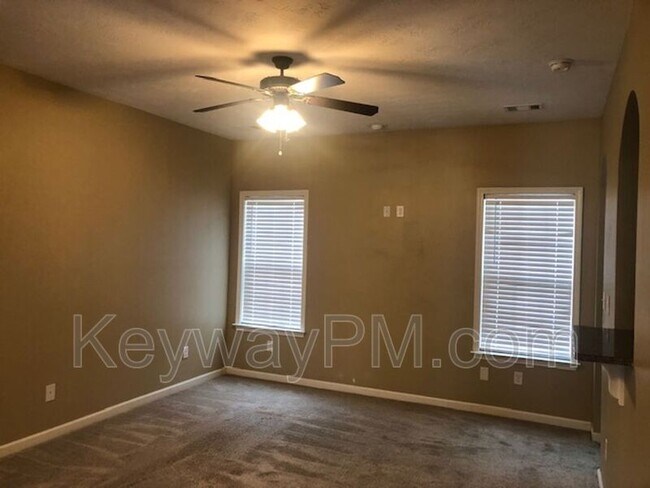 Building Photo - 1203 Derby Ln