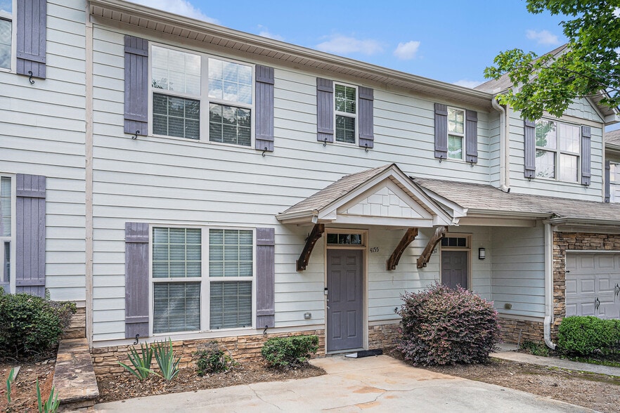 Primary Photo - 4155 Park Chase Dr