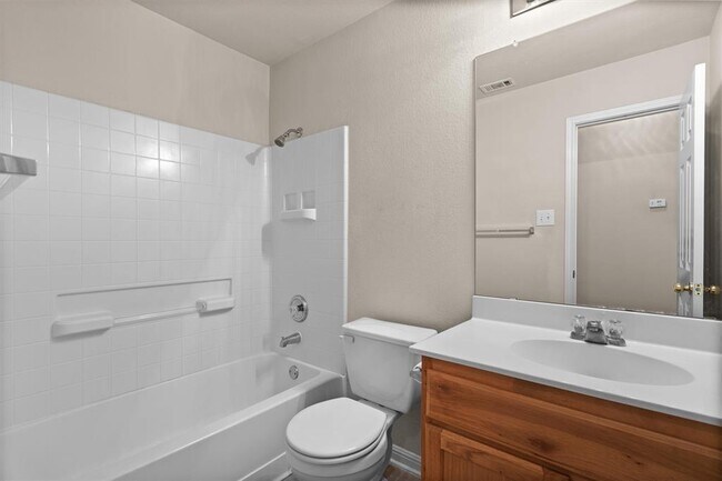 Building Photo - 1322 Tumbling River Dr