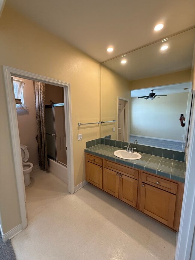 Building Photo - Luxury 5 Bedroom, 4.5 Bath Home in Otay Ra...