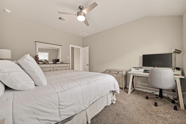 Building Photo - 3822 Sparkman Ln