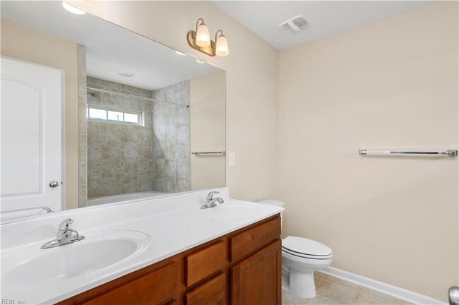 Building Photo - 4956 Almandine Ave