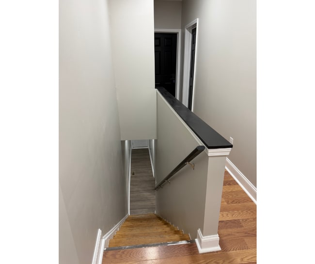 Building Photo - 617 Glenwood Ave