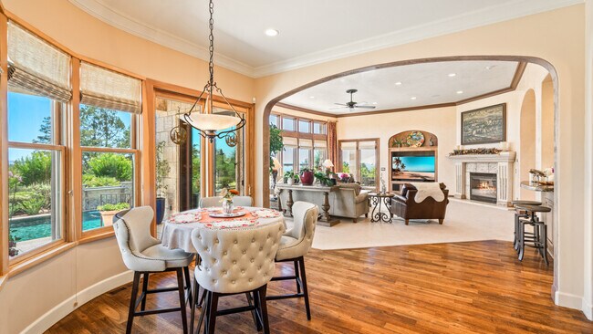 Building Photo - 3551 Kendell Hill Dr