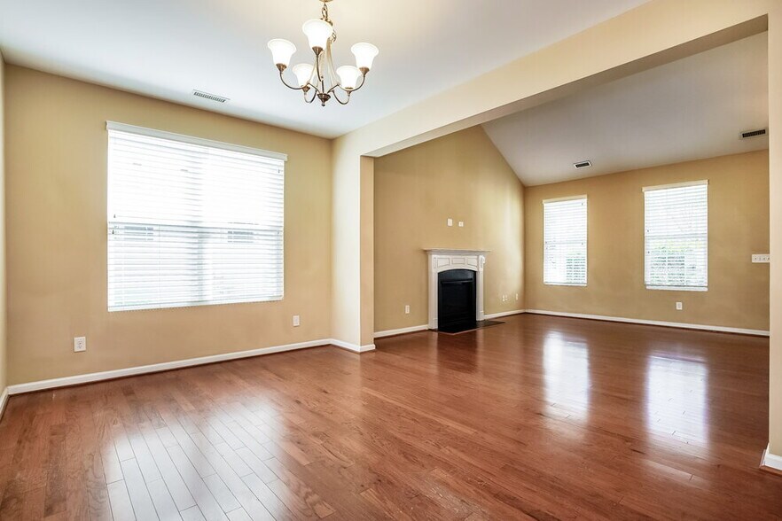 Building Photo - 4011 Massey Wood Trail