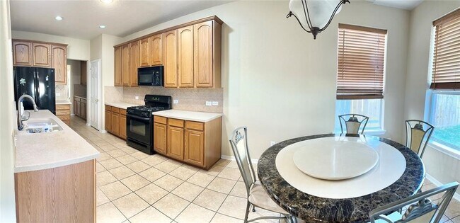 Building Photo - 3723 Tumbling Falls Dr