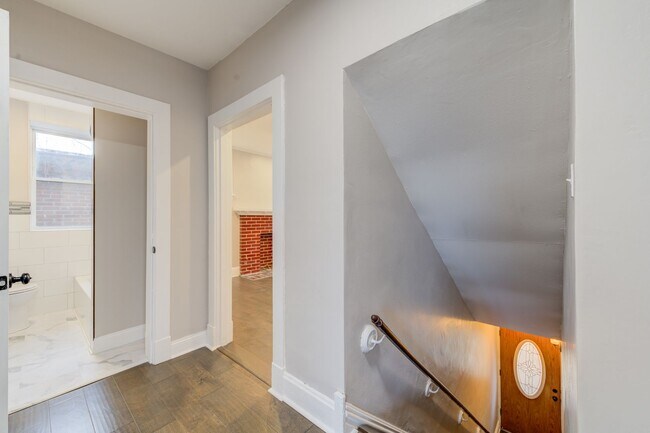 Building Photo - 1300 McCausland Ave