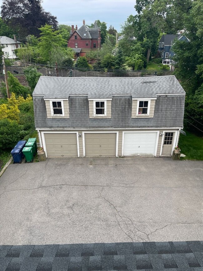 Building Photo - Large two bedroom + office w/garage parking