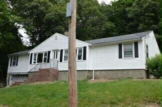 Building Photo - 19 Richardson Rd