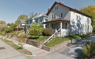 Building Photo - 2846 East Ave